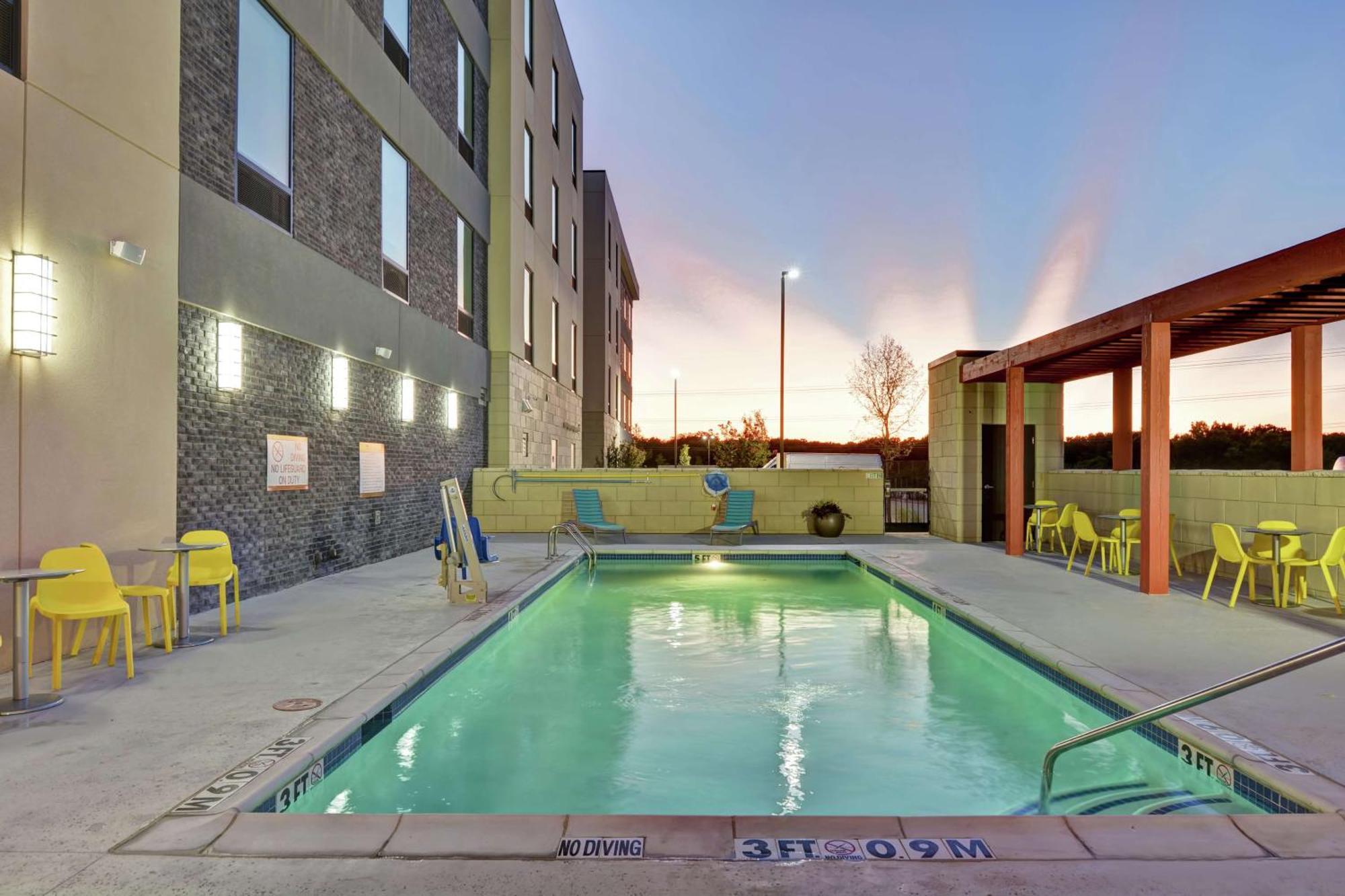 Home2 Suites By Hilton Mckinney Extérieur photo